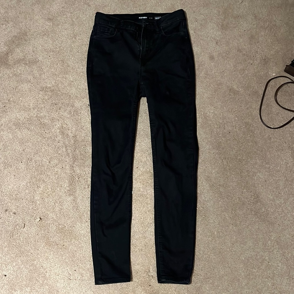Black skinny jeans, old navy, size 2-6